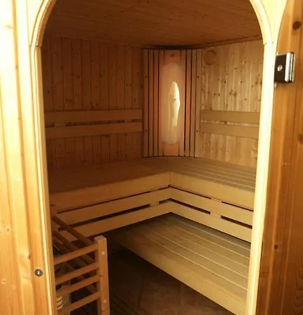 Gaeste- Und Vitalhaus Sauer 4*