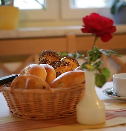 Gaeste- Und Vitalhaus Sauer לינה וארוחת בוקר