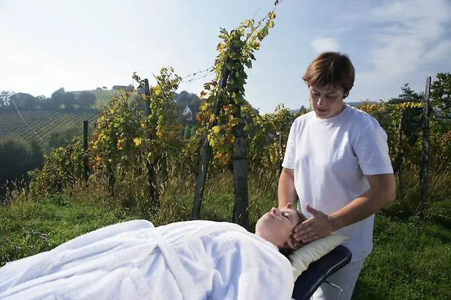 Gaeste- Und Vitalhaus Sauer 4*