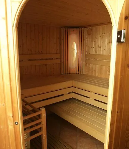 Gaeste- Und Vitalhaus Sauer 4*