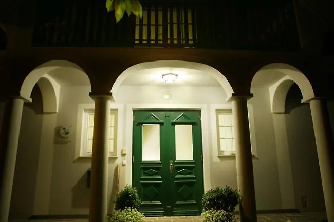 Gaeste- Und Vitalhaus Sauer